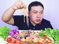 爱游戏体育在线入口-李京龙分享美食探店Vlog：逛吃汕头的第一天的简单介绍