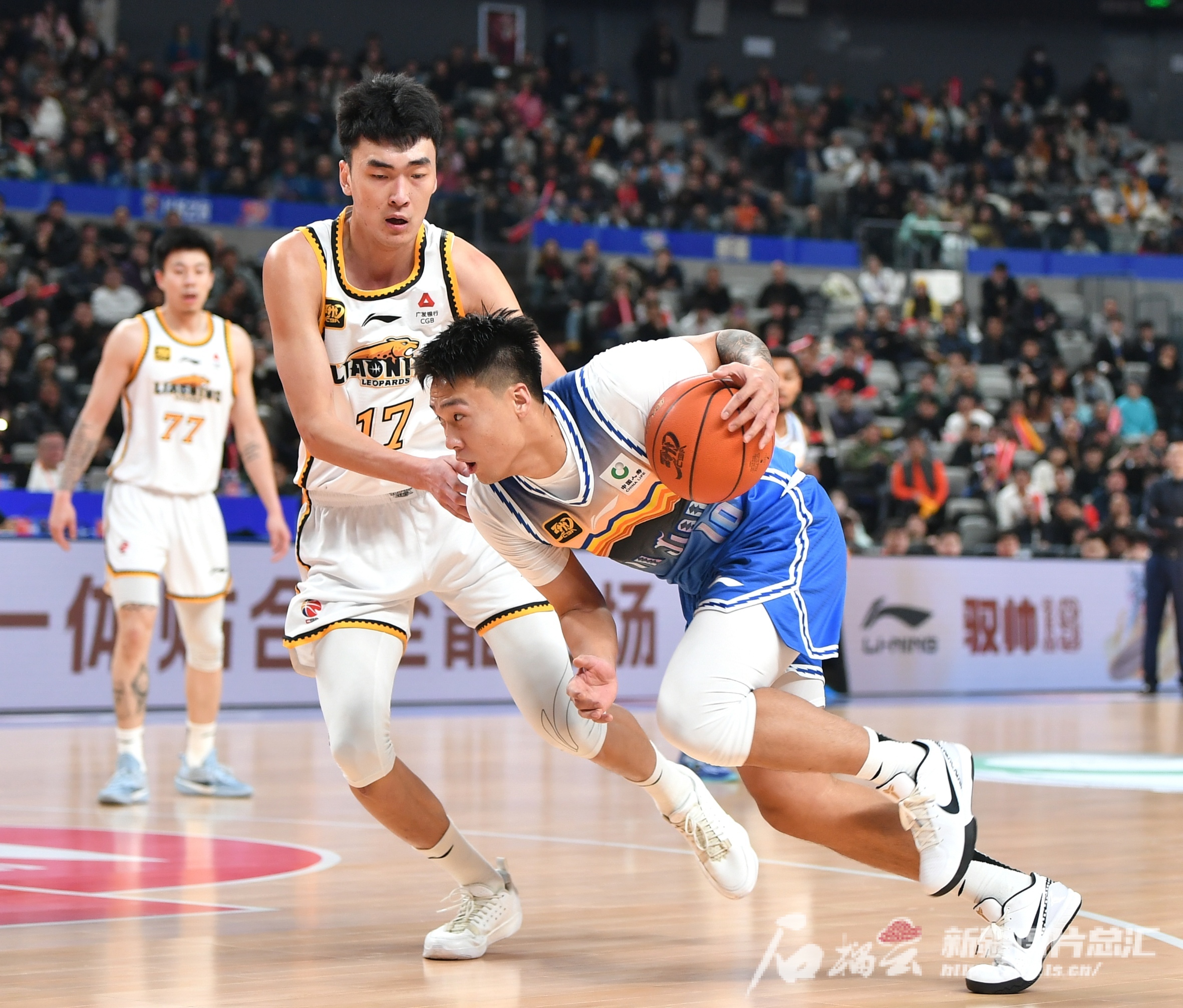 新疆男篮战胜广州队，实力碾压对手再现神勇(新疆男篮和广东男篮今晚比赛直播)