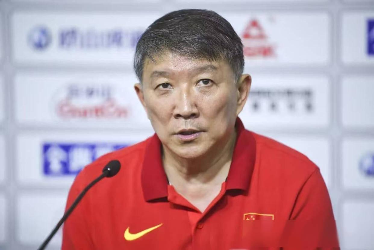 宫鲁鸣：国内篮球联赛水平不高，看完日本特点感觉不太好说的简单介绍