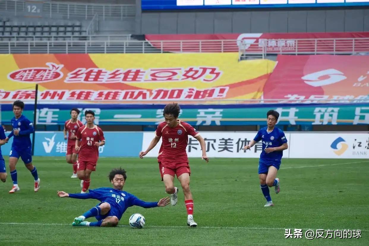包含2万人观战！世俱杯这场2-0上热搜主帅吐槽：没人看球太奇怪的词条