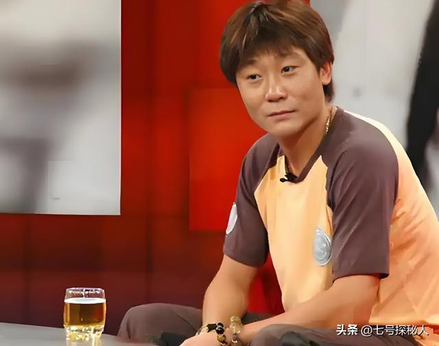 20年前，那个让那英甘愿“未婚生子”的前国脚高峰，如今过得怎样的简单介绍
